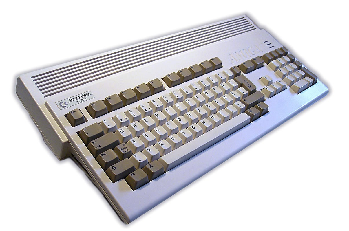 Commodore Amiga 1200 (1992)